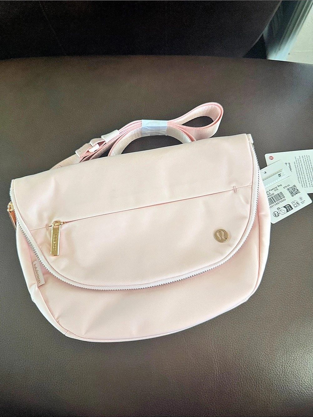 lululemon All Night Festival Bag 5L Crossbody Pink - Picture 2 of 7